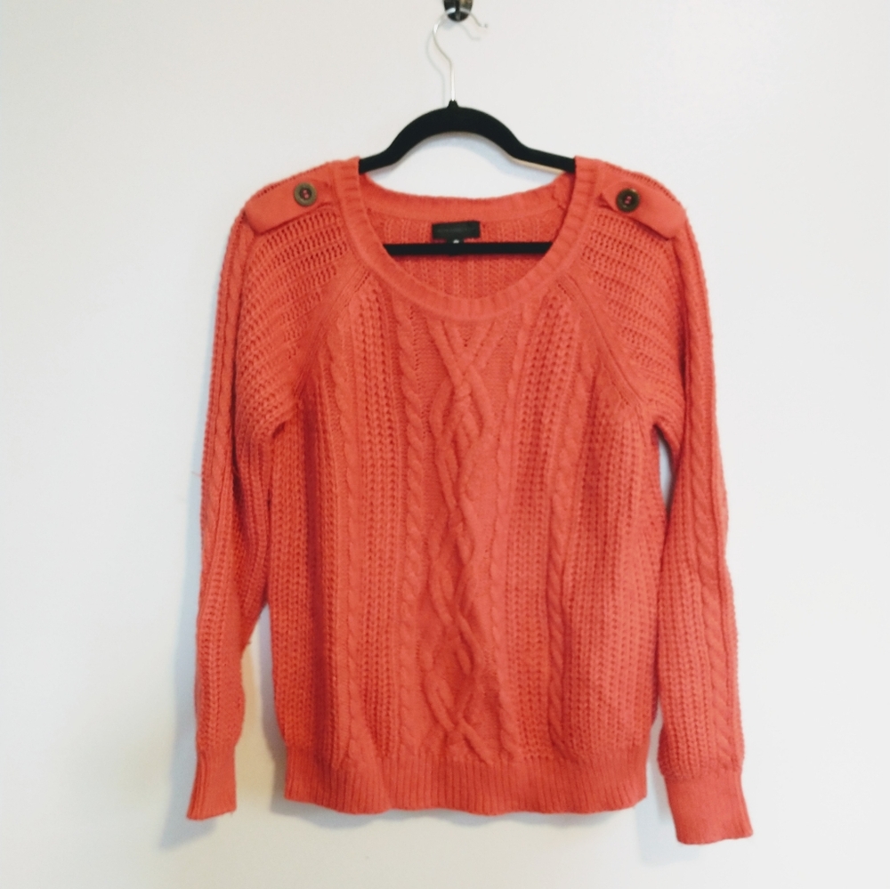 Worthington cable knit pink orange sweater size XL with long sleeves. Some wear